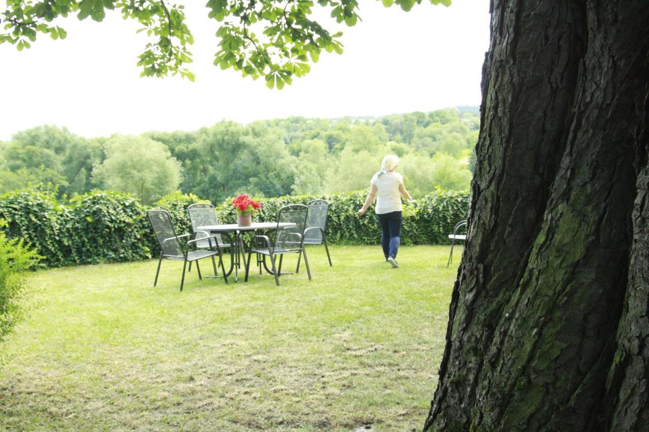 Apartamento Kapelle - Urlaub Auf Dem Weingut Maring-Noviand Exterior foto